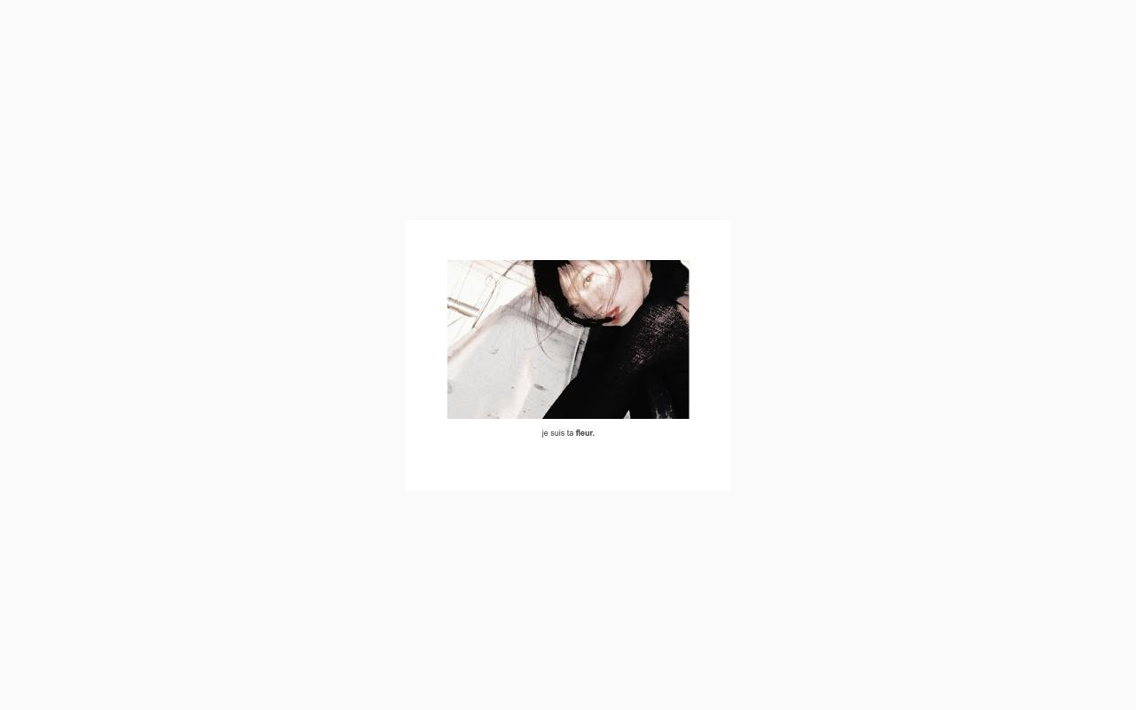 Carrd profile picture for @alibi